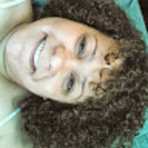 Meet your Posher, Lorraine